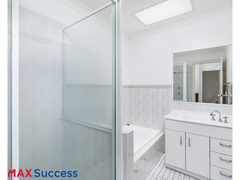 2/8 Bruce Street, East Toowoomba QLD 4350