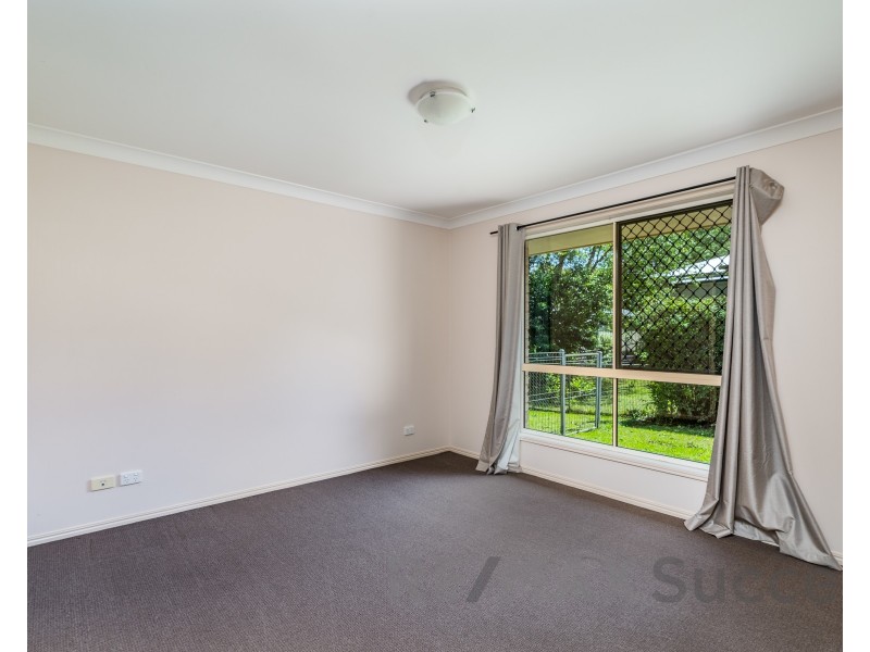 14B Barry Street, Mount Lofty QLD 4350