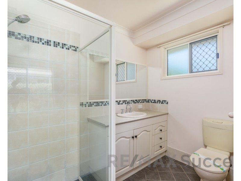 14B Barry Street, Mount Lofty QLD 4350