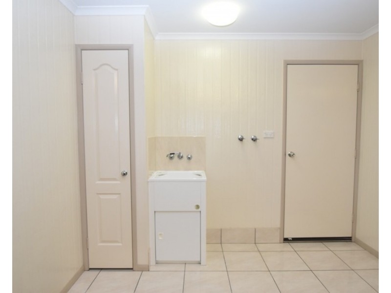 2/48 Cortess Street, Kearneys Spring QLD 4350