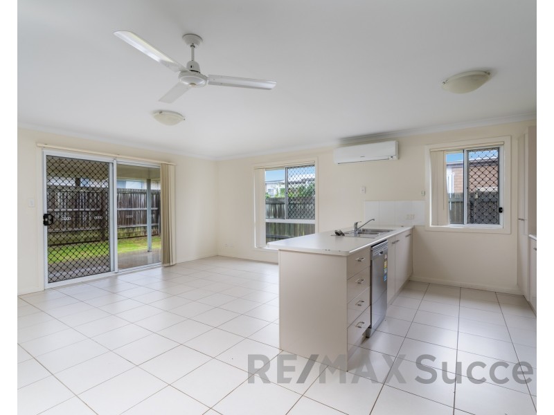 68 Wandsworth Street, Cranley QLD 4350