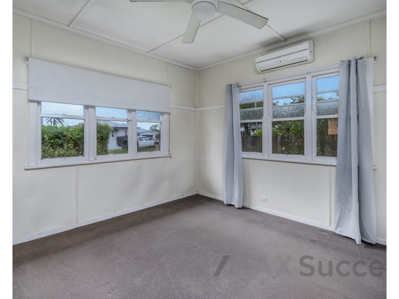 9 Dodd Street, Newtown QLD 4350