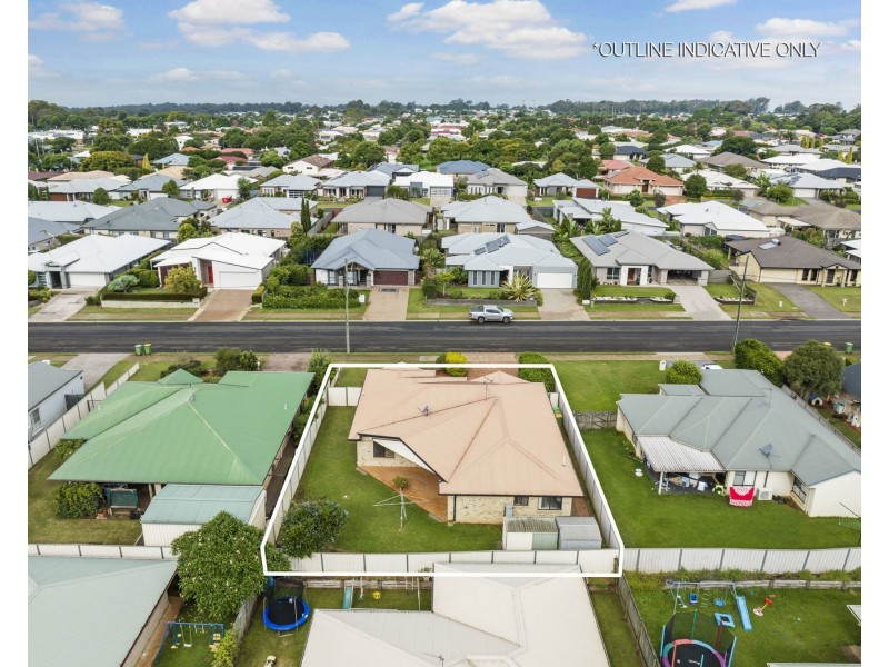 529 Hume Street, Kearneys Spring QLD 4350