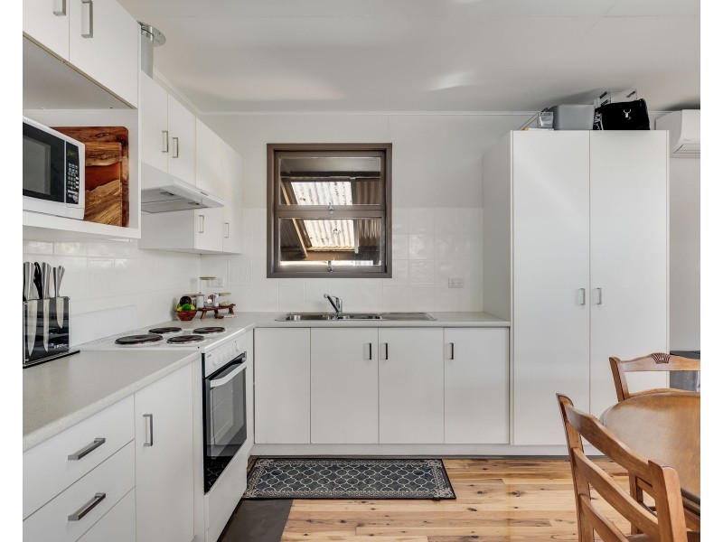 46A Wallace Street, Newtown QLD 4350