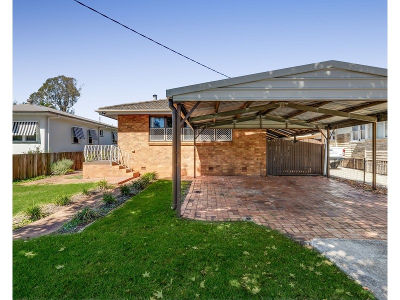 46A Wallace Street, Newtown QLD 4350