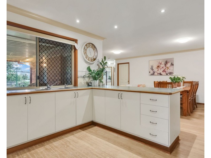 15 De Gruchy Court, Highfields QLD 4352