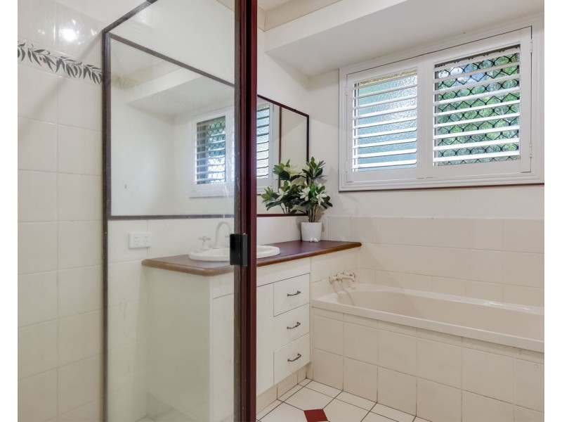 15 De Gruchy Court, Highfields QLD 4352