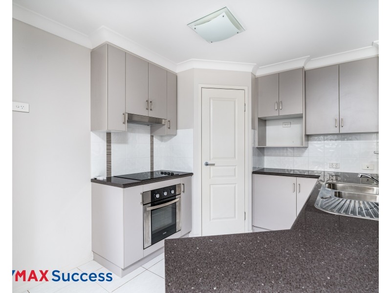 11 Balaroo Drive, Glenvale QLD 4350