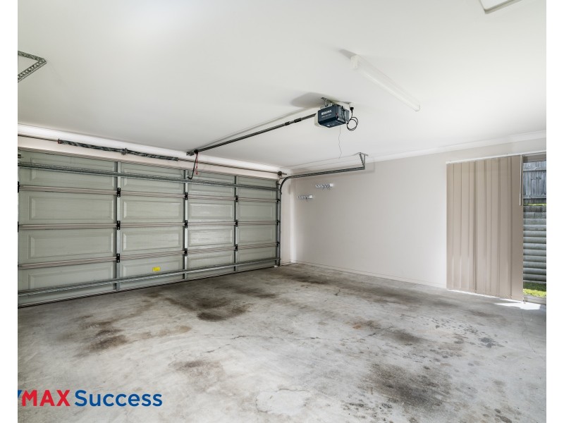 11 Balaroo Drive, Glenvale QLD 4350