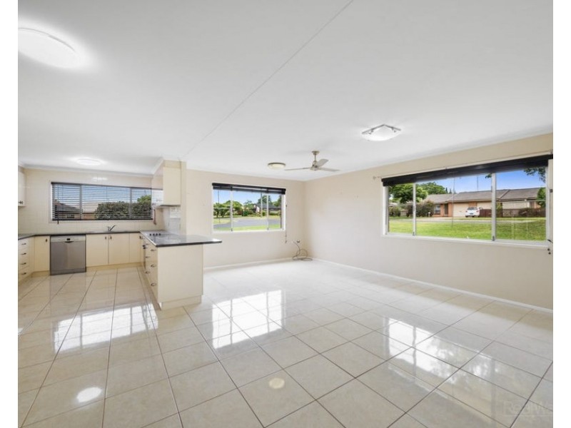 63 Agnes Street, Centenary Heights QLD 4350