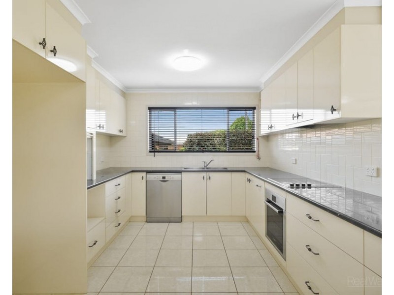 63 Agnes Street, Centenary Heights QLD 4350