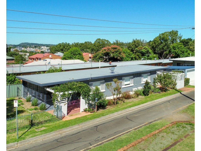 2a Park Lane, Toowoomba City QLD 4350