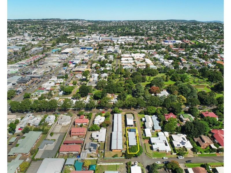 2a Park Lane, Toowoomba City QLD 4350