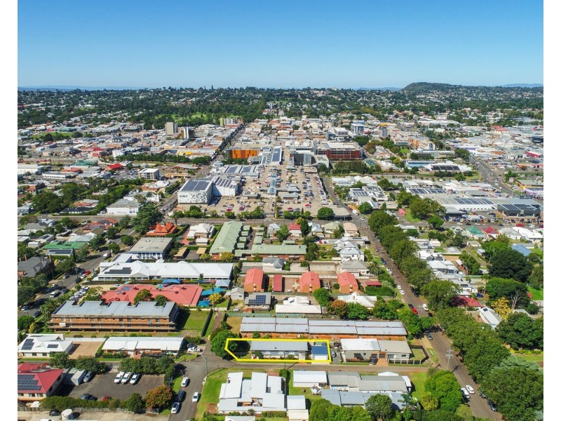 2a Park Lane, Toowoomba City QLD 4350