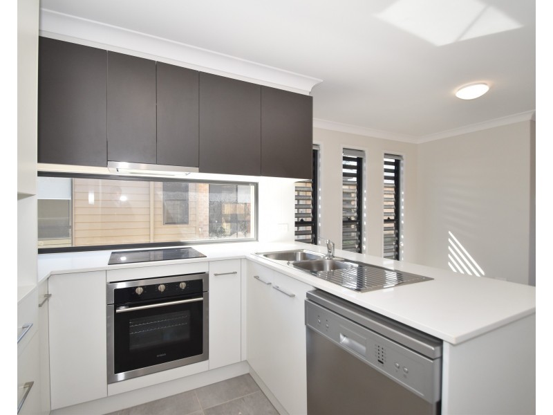 7/28 Ellis Street, Newtown QLD 4350