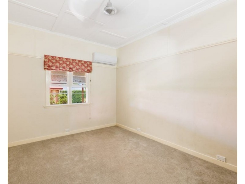 447 Stenner Street, Harristown QLD 4350