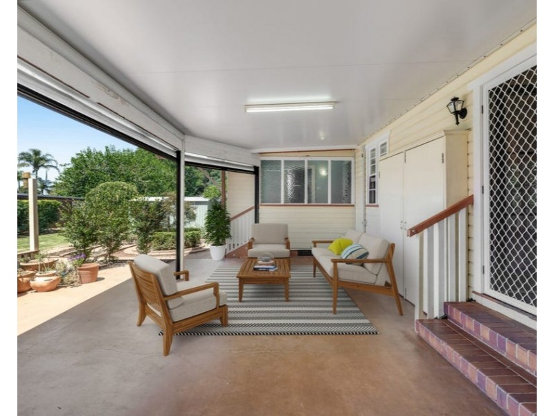 447 Stenner Street, Harristown QLD 4350