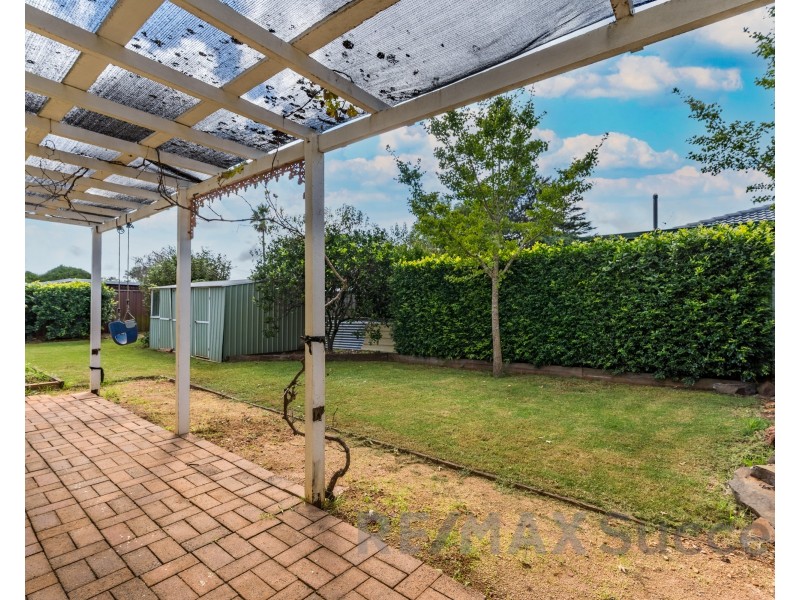447 Stenner Street, Harristown QLD 4350