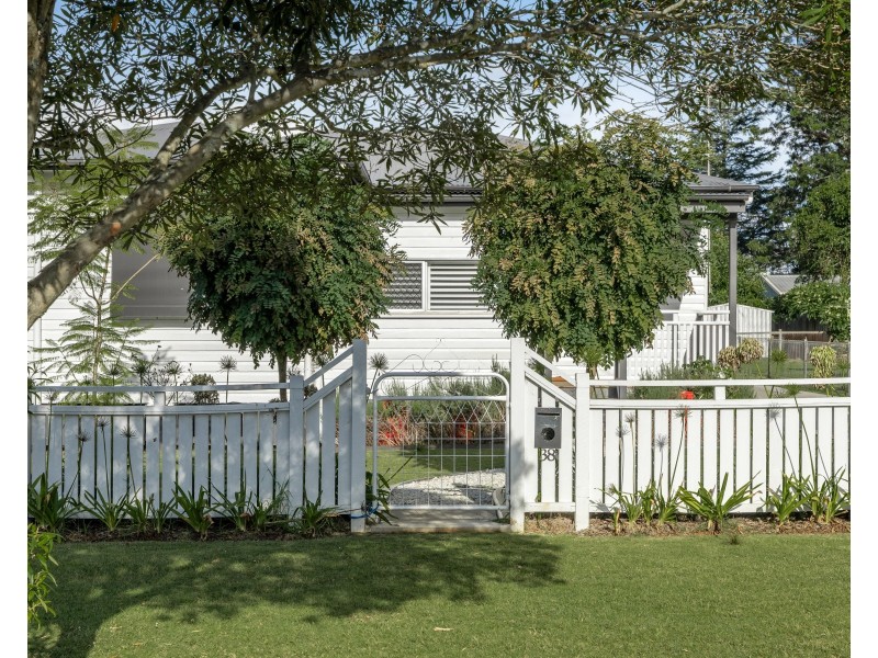38 Monash Street, Newtown QLD 4350