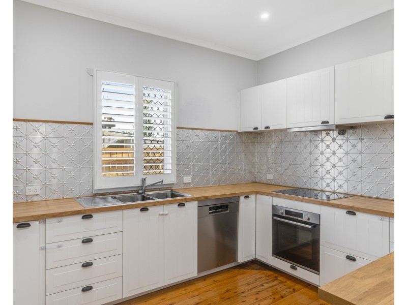 38 Monash Street, Newtown QLD 4350
