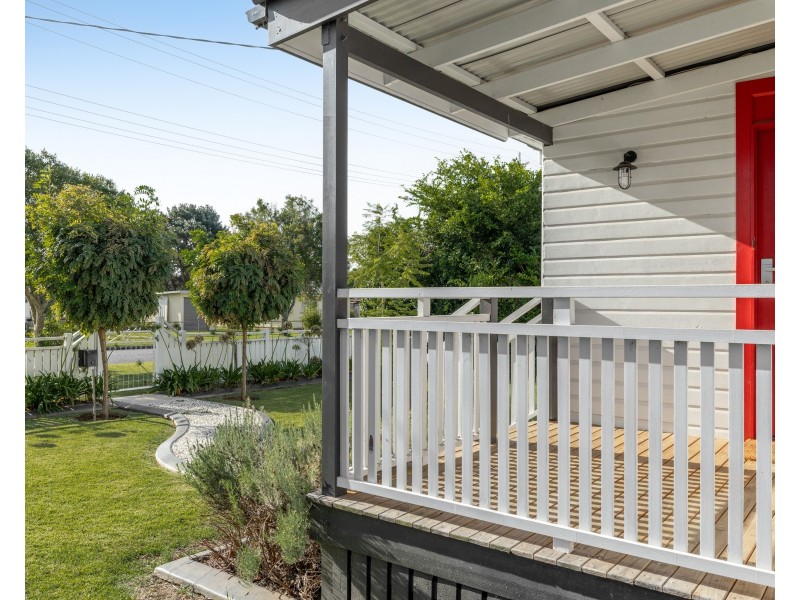 38 Monash Street, Newtown QLD 4350