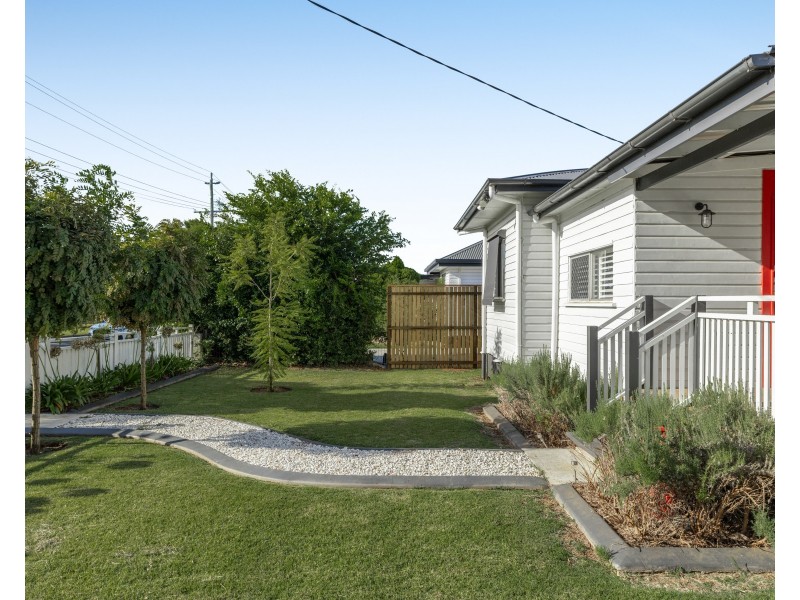 38 Monash Street, Newtown QLD 4350