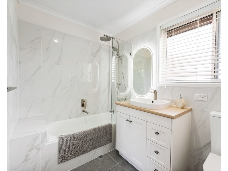 13 Petersens Road, Kingsthorpe QLD 4400