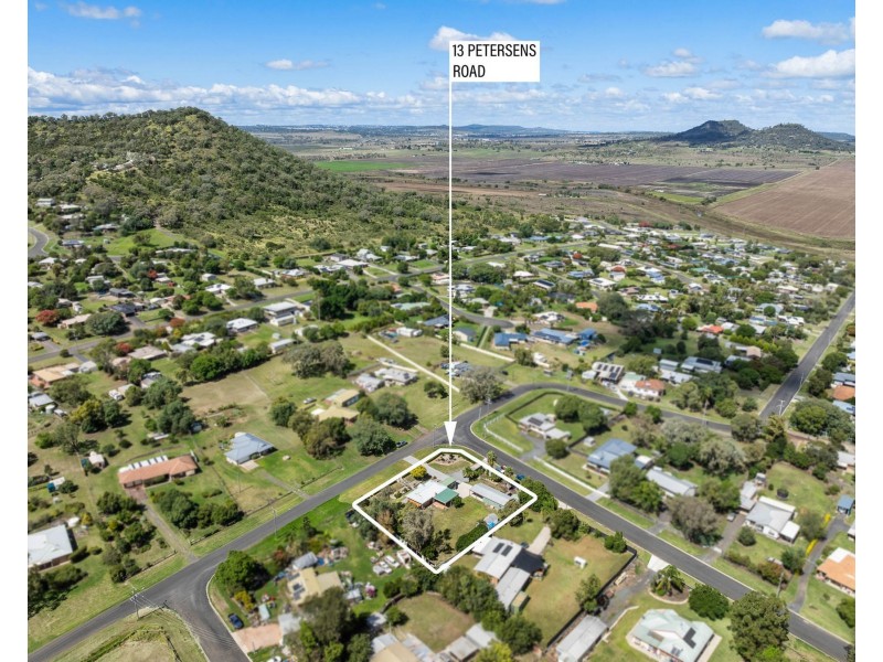 13 Petersens Road, Kingsthorpe QLD 4400