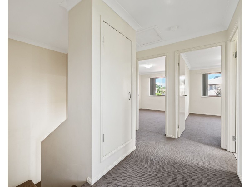25/16-20 Anzac Avenue, Newtown QLD 4350