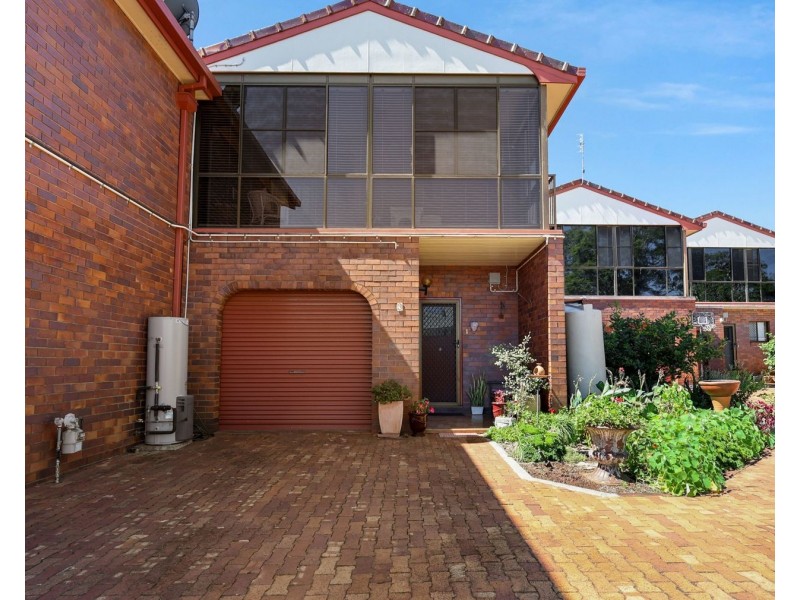 3/2g James Street, Rangeville QLD 4350