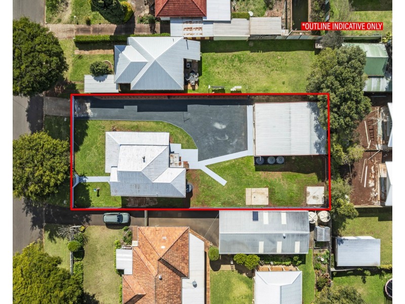 10 Bothwell Street, Newtown QLD 4350