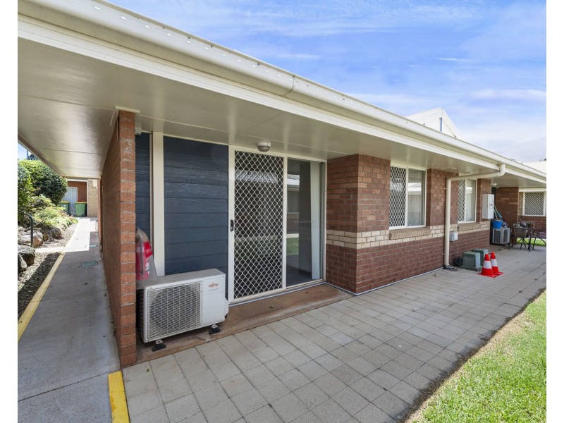 3/306-310 James Street, Harristown QLD 4350