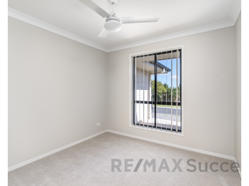 27 Wareena Crescent, Glenvale QLD 4350