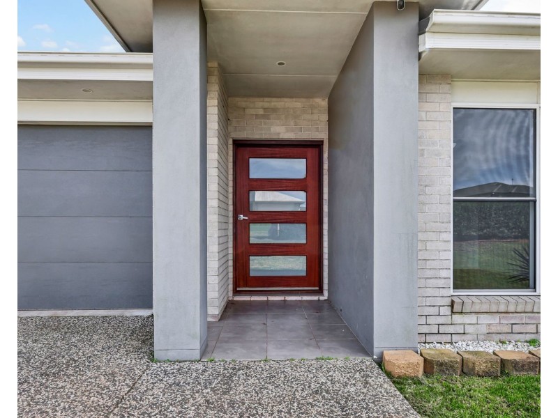 53 Sanctuary Drive, Cranley QLD 4350