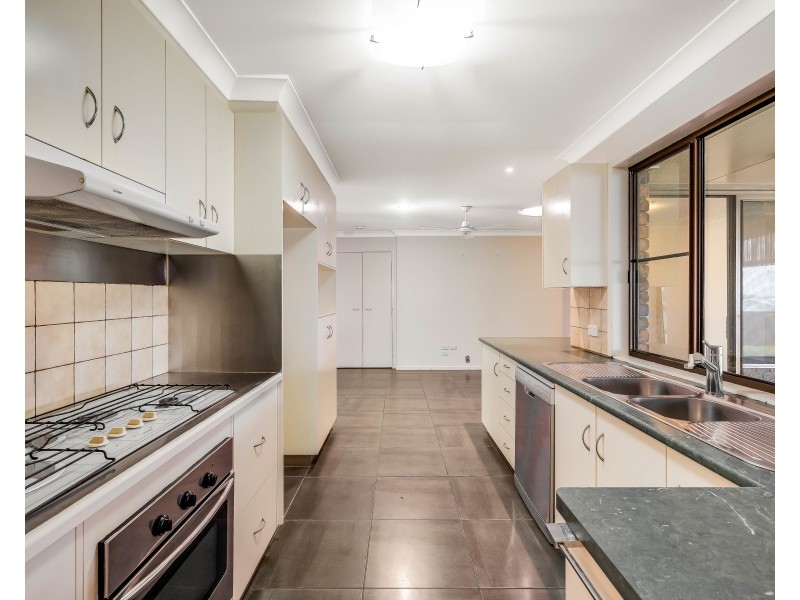 28 Banksia Street, Newtown QLD 4350