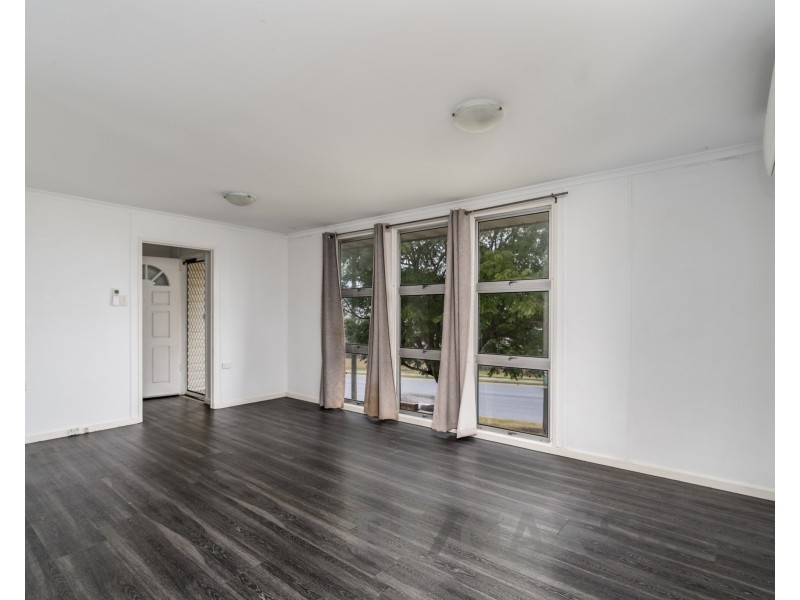 626 Greenwattle Street, Newtown QLD 4350