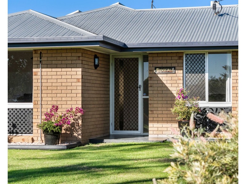26 Daher Street, Goombungee QLD 4354