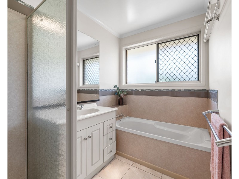 26 Daher Street, Goombungee QLD 4354