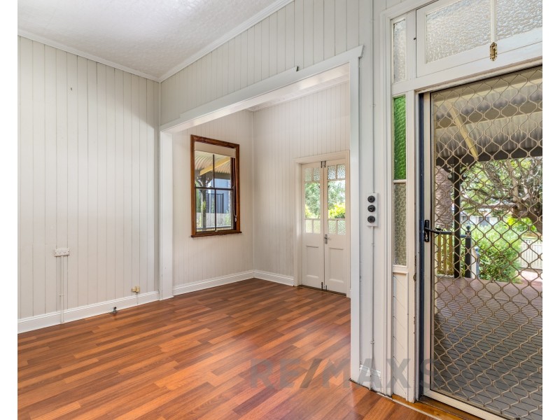 19 Herries Street, East Toowoomba QLD 4350