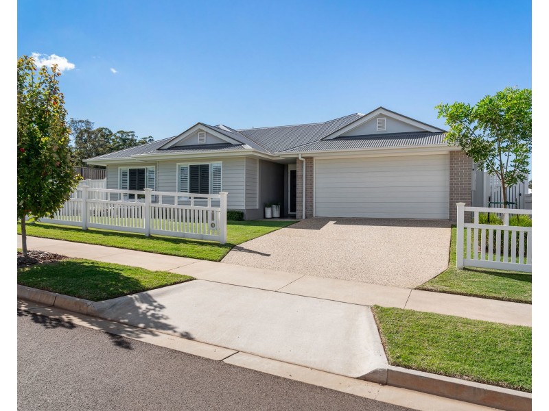 18 Ryder Avenue, Highfields QLD 4352