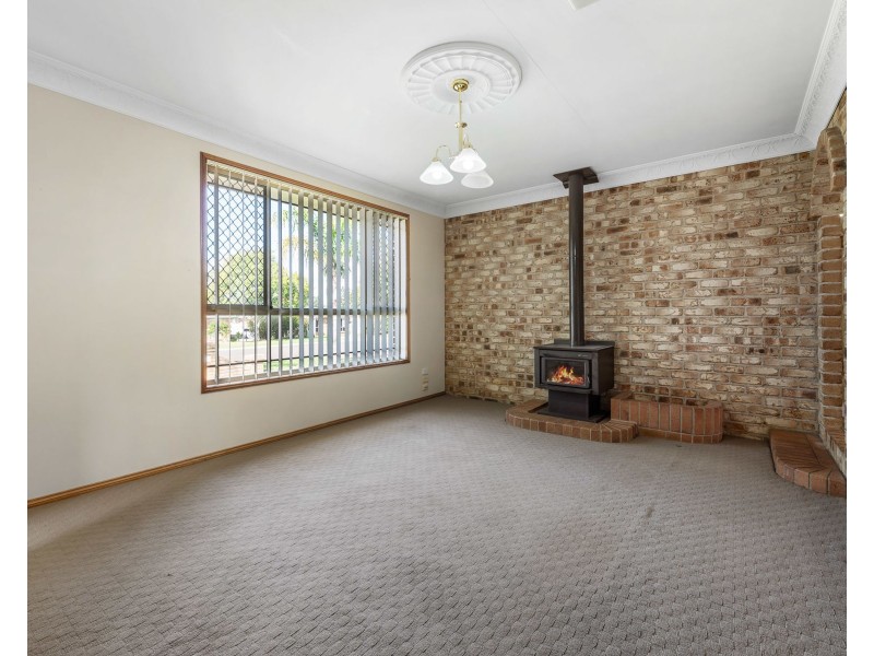 21 Fern Drive, Kearneys Spring QLD 4350