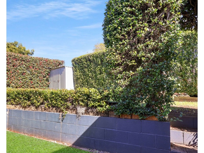 33 Jack Street, Darling Heights QLD 4350