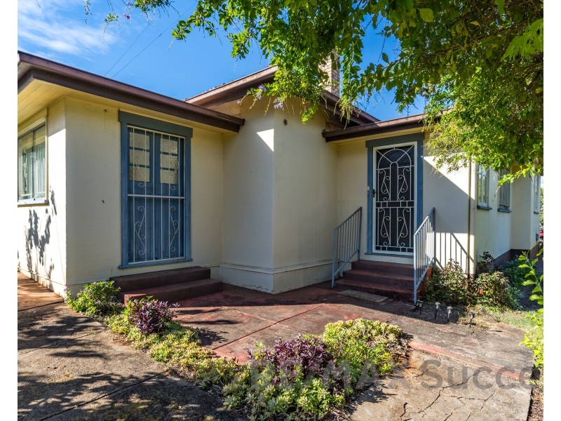 76 Lindsay Street, East Toowoomba QLD 4350