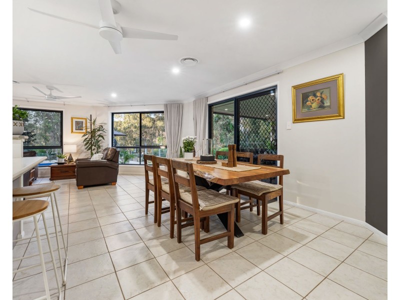 2 Jackson Close, Highfields QLD 4352