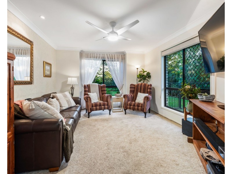2 Jackson Close, Highfields QLD 4352