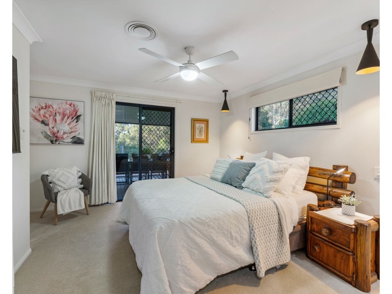 2 Jackson Close, Highfields QLD 4352