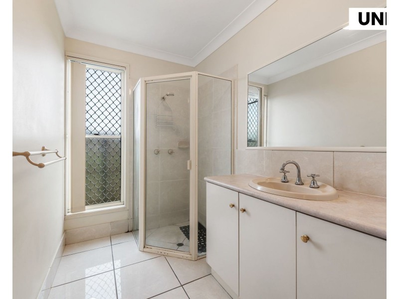 30 Williamson Lane, Wilsonton QLD 4350