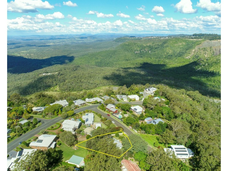 4 Hillsdale Crescent, Blue Mountain Heights QLD 4350