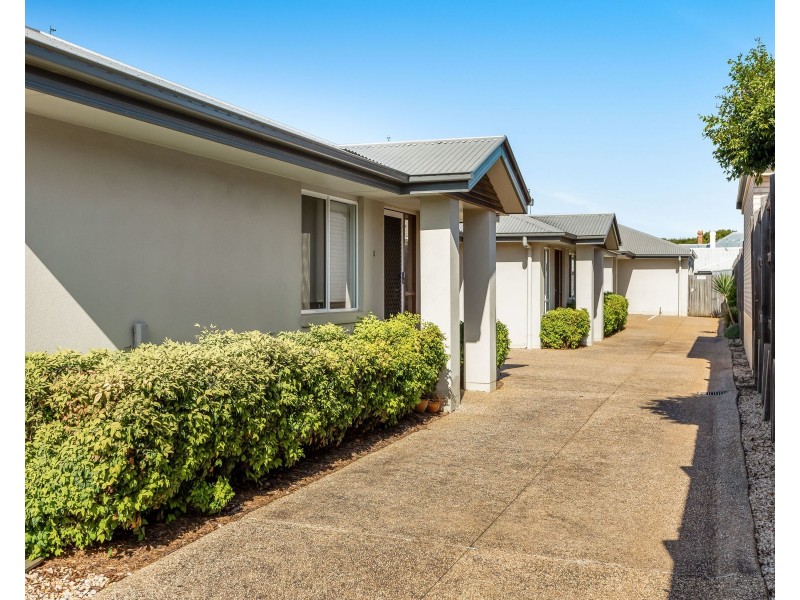 3/4a Rose Street, Wilsonton QLD 4350