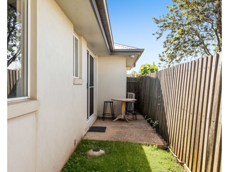 3/4a Rose Street, Wilsonton QLD 4350
